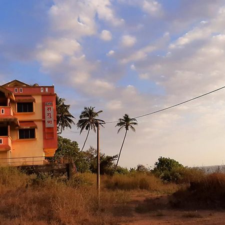 Saguntara Beach Homestay Vengurla Exterior foto