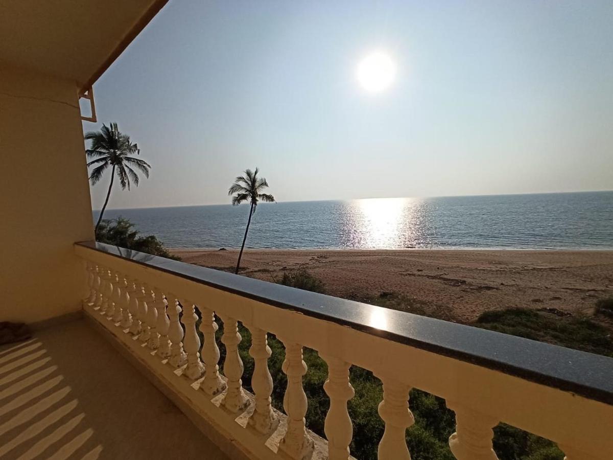 Saguntara Beach Homestay Vengurla Exterior foto